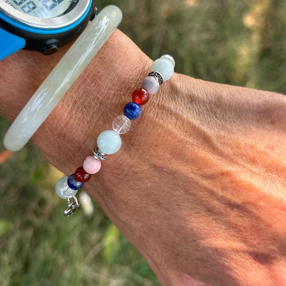 Custom StoneCrystal Bracelet - Picture 1 of 6